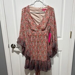 Betsey Johnson Coral & Cream Paisley V-Neck Dress Size 10 NWT